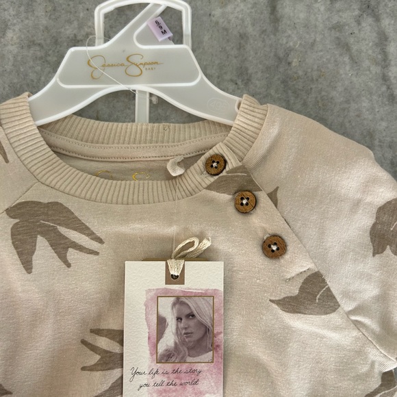 Jessica Simpson Baby Set Size 6-9M - Picture 3 of 9